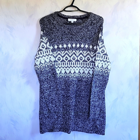 MY STYLE SWEATER - Picture 1 of 12